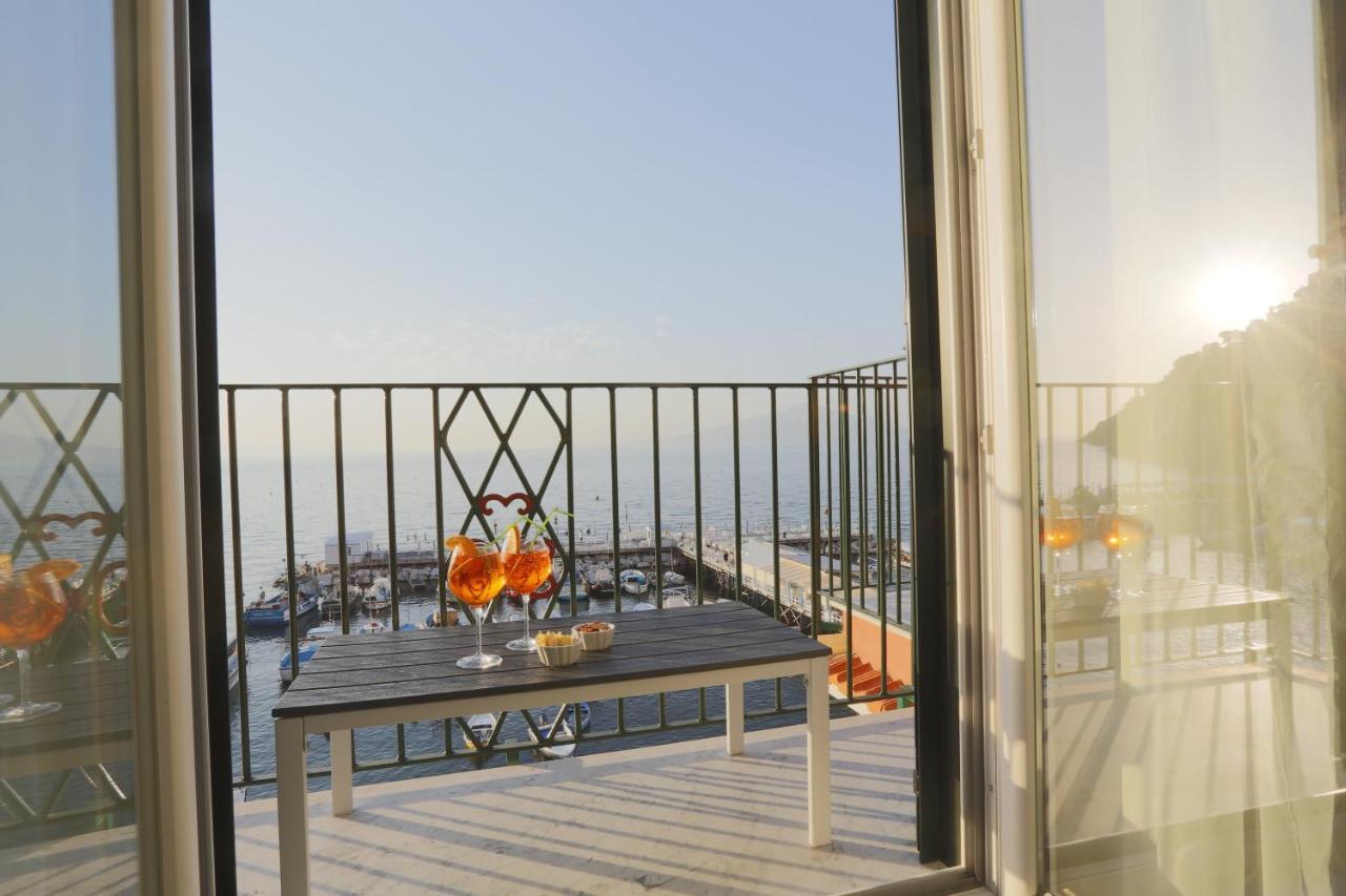 Seaview Sorrento Apartment By The Sea With Terrace Экстерьер фото